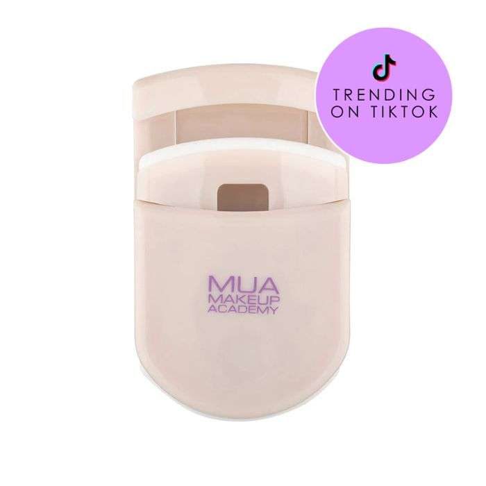 mua-makeup-academy-mua-travel-lash-curler-yeux-et-sourcils.jpg MUA TRAVEL LASH CURLER – Image 1